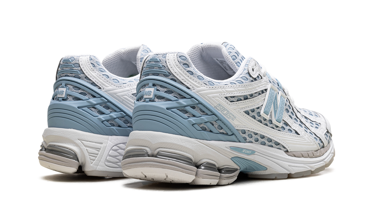 Overkicks - New Balance 1906R Blue Chrome (M1906RBL) - par completo