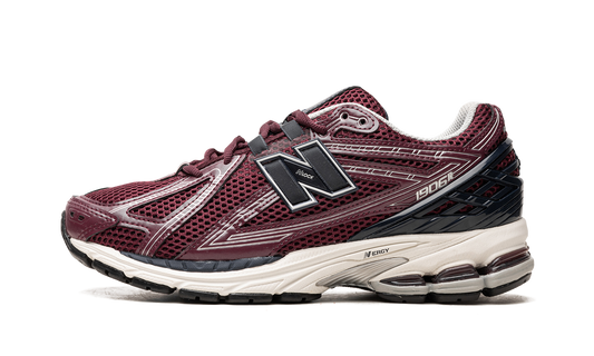 Overkicks - New Balance 1906R Burgundy Black (M1906RCC) - vista lateral