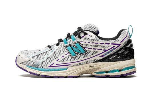 Overkicks - New Balance 1906R Charlotte Hornets (M1906RCF) - vista lateral