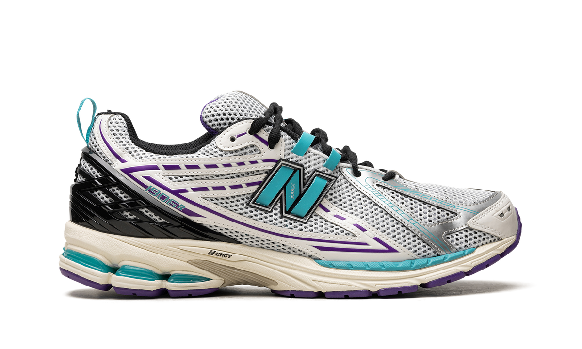 Overkicks - New Balance 1906R Charlotte Hornets (M1906RCF) - detalle talón