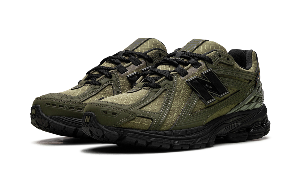 Overkicks - New Balance 1906R Cordura Dark Camo Green (M1906RWA) - vista trasera