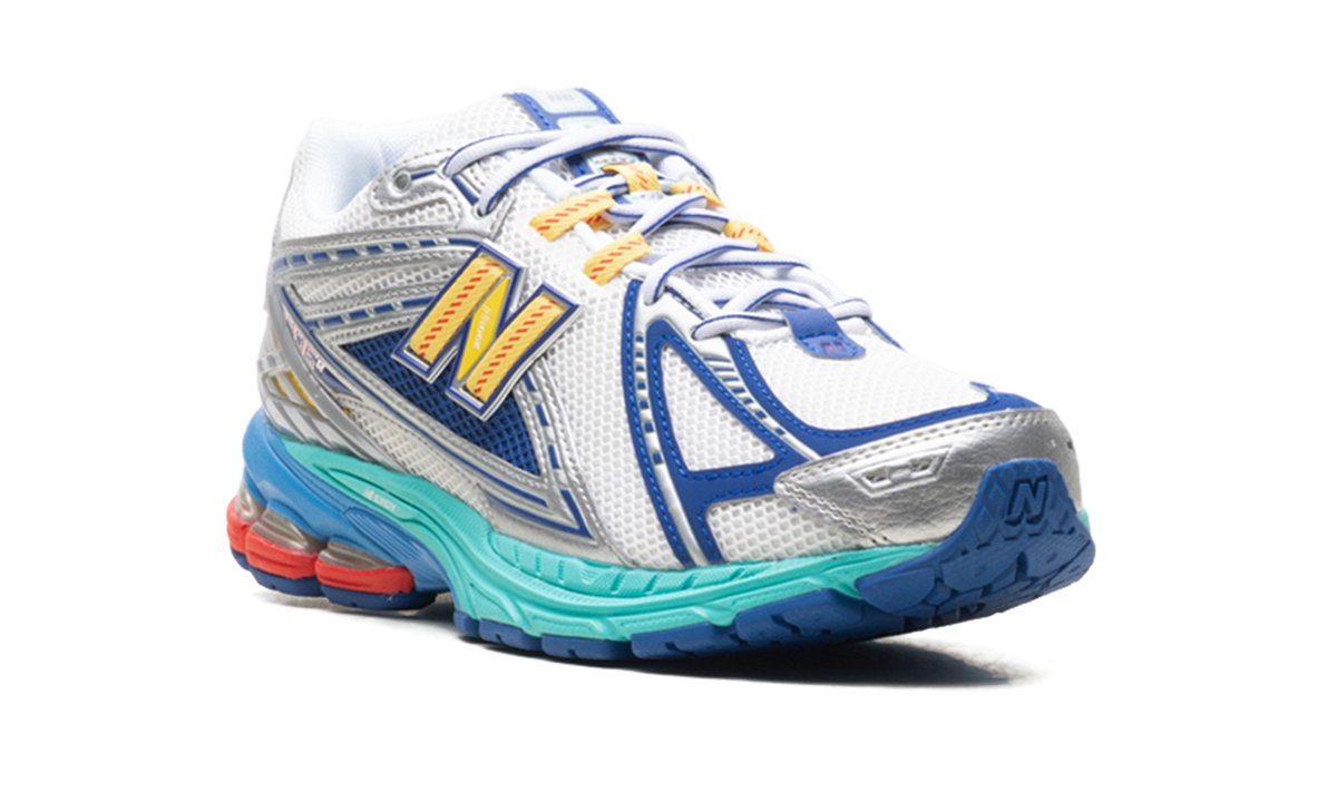 Overkicks - New Balance 1906R DTLR Moon Sign (U1906RMS) - detalle lateral interior