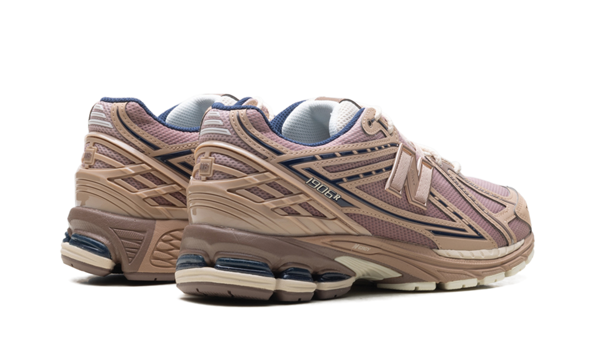 Overkicks - New Balance 1906R Earth Shadow Flat Taupe (U1906REN) - par completo