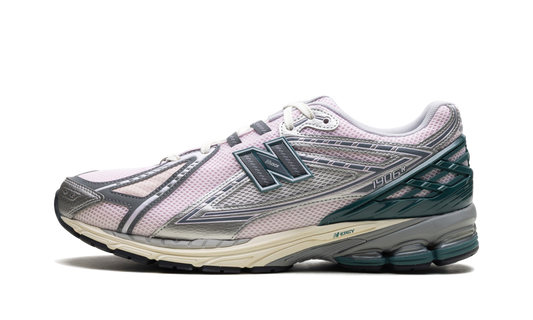 Overkicks - New Balance 1906R Granite Metallic Pink (M1906RET) - vista lateral