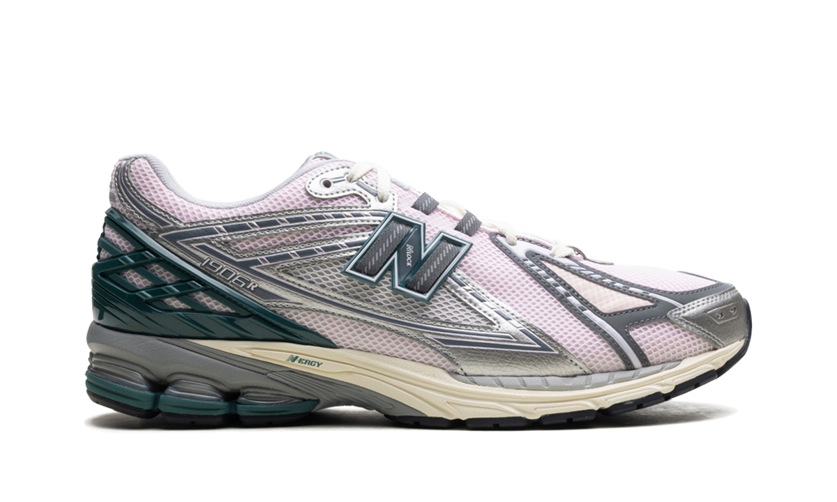 Overkicks - New Balance 1906R Granite Metallic Pink (M1906RET) - detalle talón