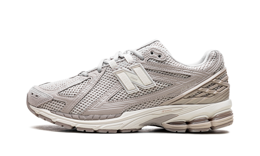 Overkicks - New Balance 1906R Grey Day (M1906RGR) - vista lateral
