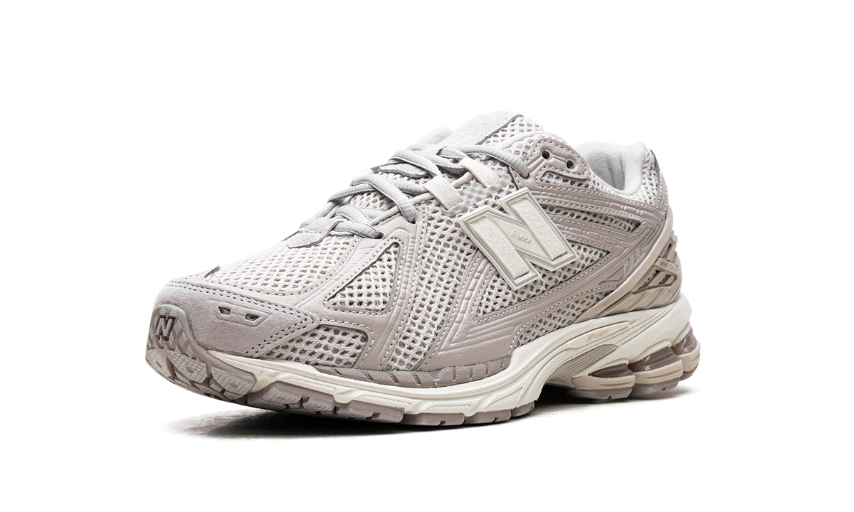 Overkicks - New Balance 1906R Grey Day (M1906RGR) - detalle suela