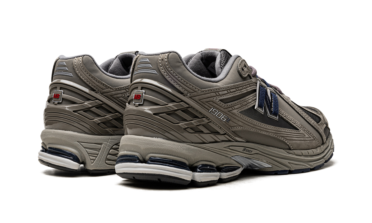 Overkicks - New Balance 1906R Grey Indigo (M1906RB) - par completo