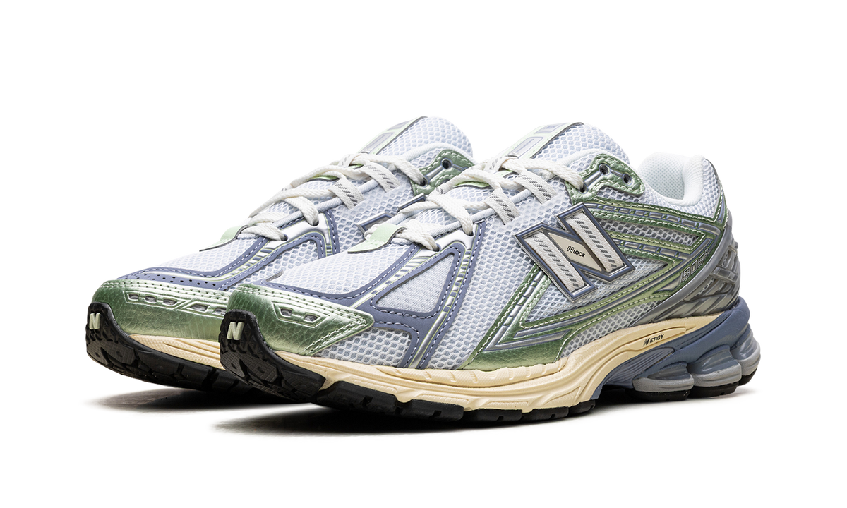Overkicks - New Balance 1906R Ice Blue Melon Water (U1906RNE) - vista trasera