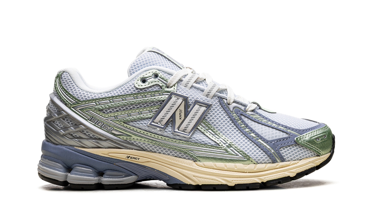 Overkicks - New Balance 1906R Ice Blue Melon Water (U1906RNE) - detalle talón