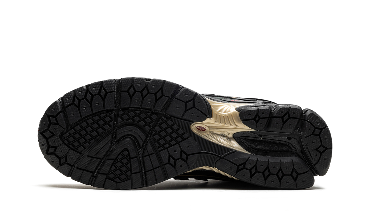 Overkicks - New Balance 1906R Kith Black (M1906RKS) - vista superior