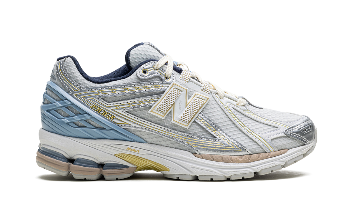 Overkicks - New Balance 1906R Kith White (M1906RKC) - detalle talón