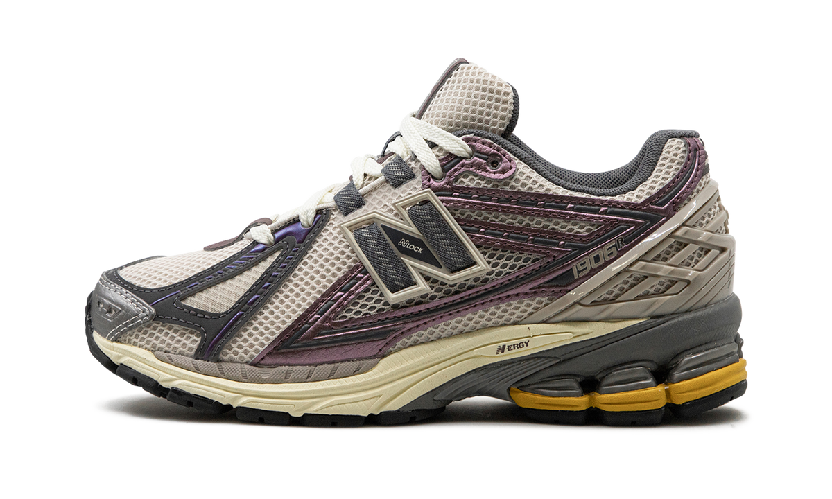 Overkicks - New Balance 1906R Licorice (M1906RRA) - vista lateral