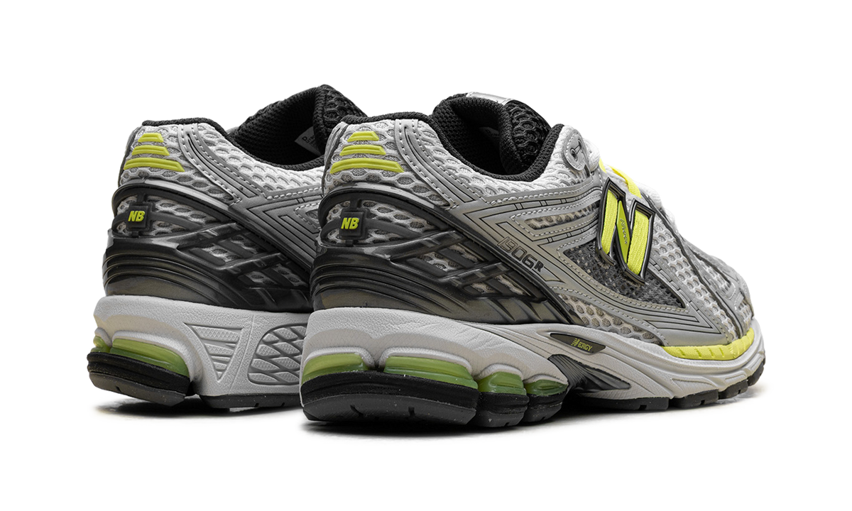 Overkicks - New Balance 1906R Light Silver Metallic Alkaline Green (U190652H) - par completo