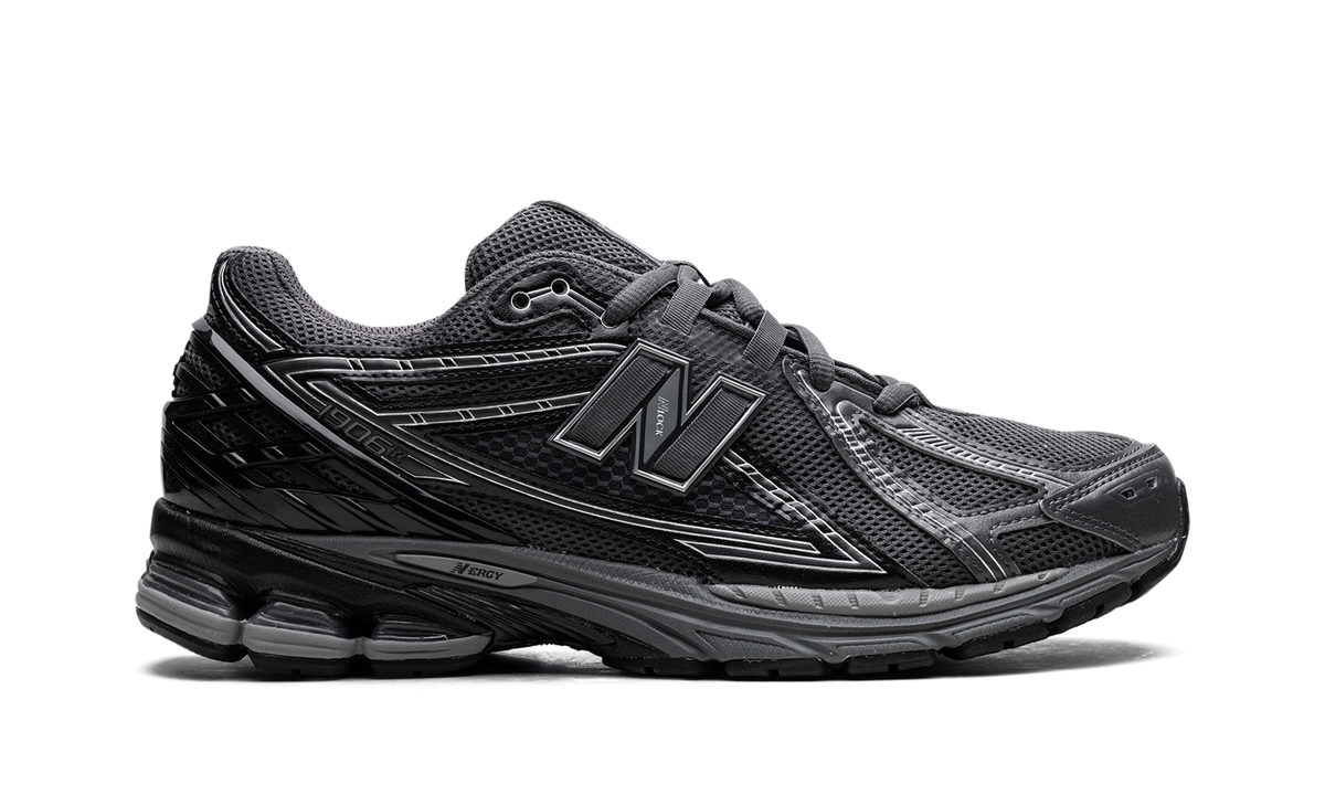 Overkicks - New Balance 1906R Magnet (M1906RJV) - detalle talón