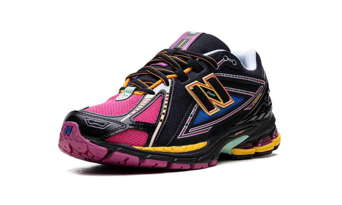 Overkicks - New Balance 1906R Neon Nights (M1906RCP) - detalle suela