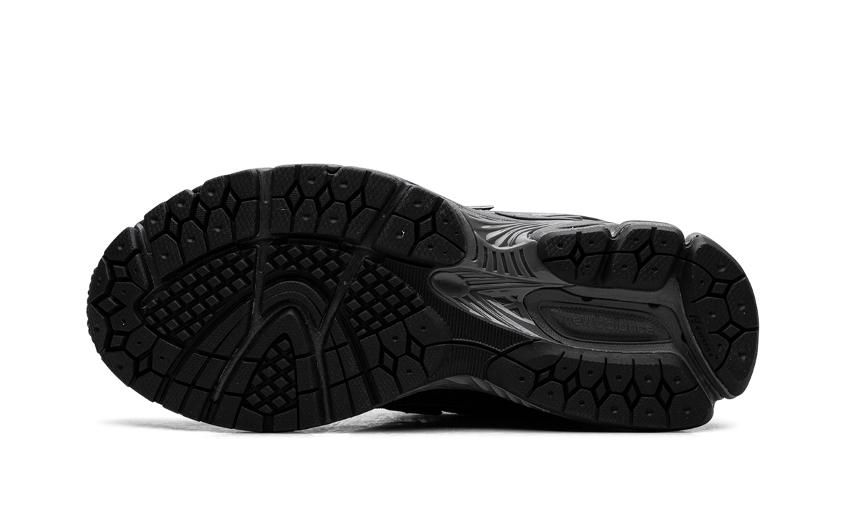 Overkicks - New Balance 1906R Phantom Dark Grey Metallic Silver (M1906RES) - vista superior
