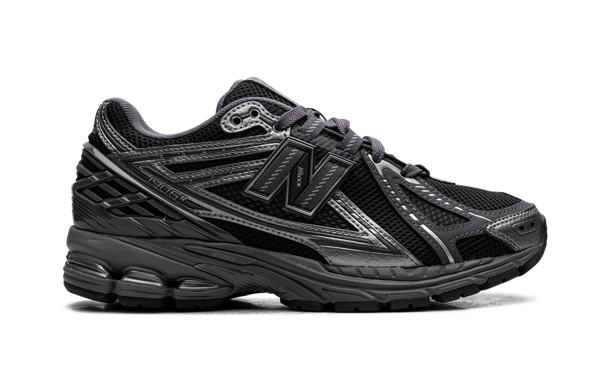Overkicks - New Balance 1906R Phantom Dark Grey Metallic Silver (M1906RES) - detalle talón