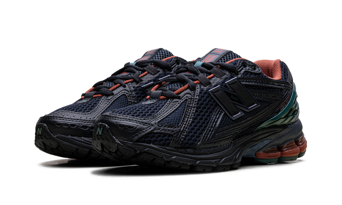 Overkicks - New Balance 1906R Phantom New Spruce (M1906RVC) - vista trasera