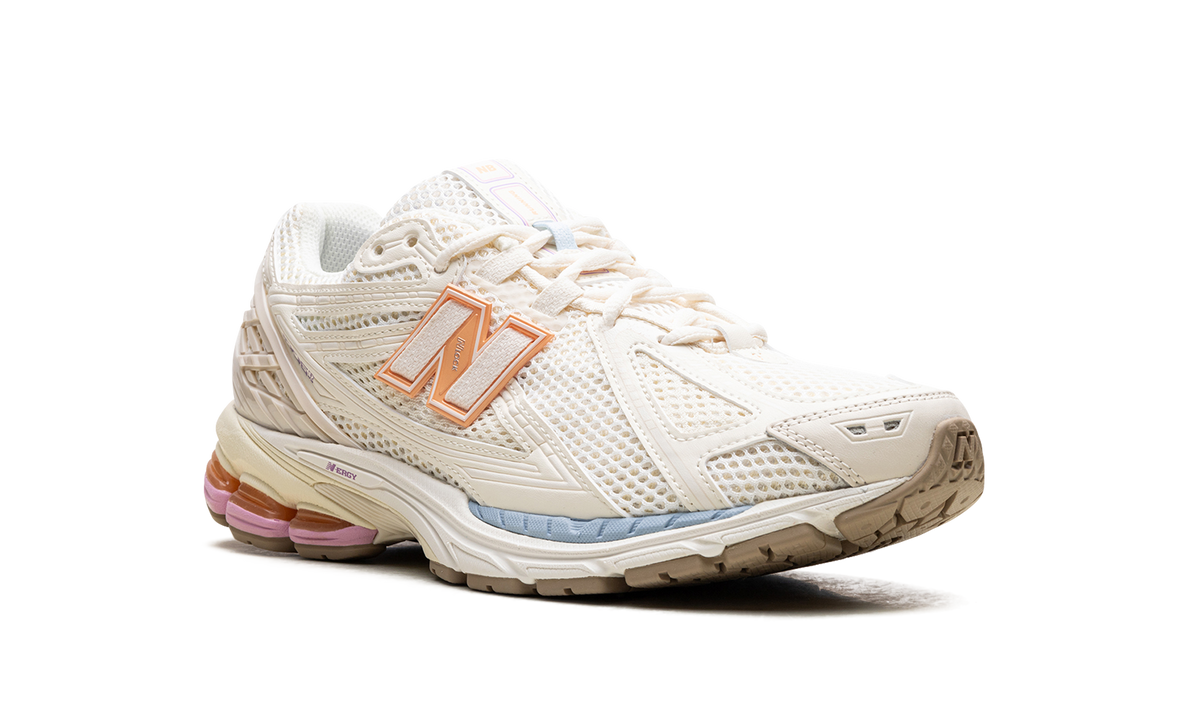 Overkicks - New Balance 1906R Pink Sugar (M1906RBP) - detalle lateral interior