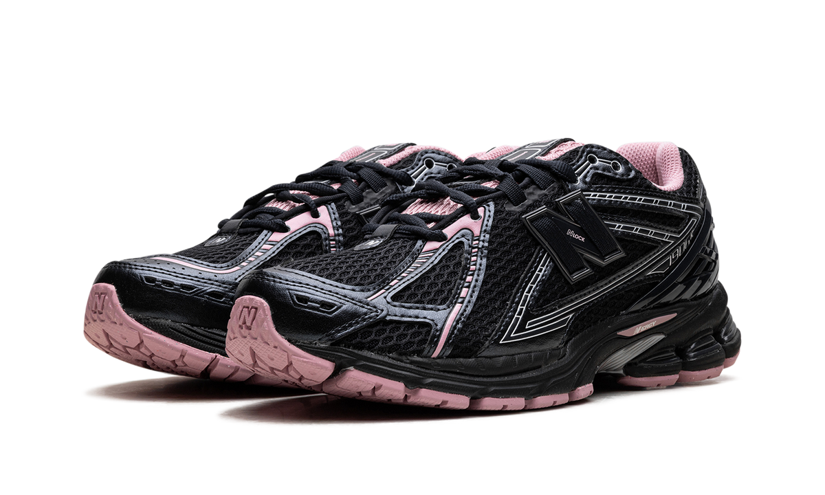 Overkicks - New Balance 1906R Pink Taffy (U1906RCU) - vista trasera