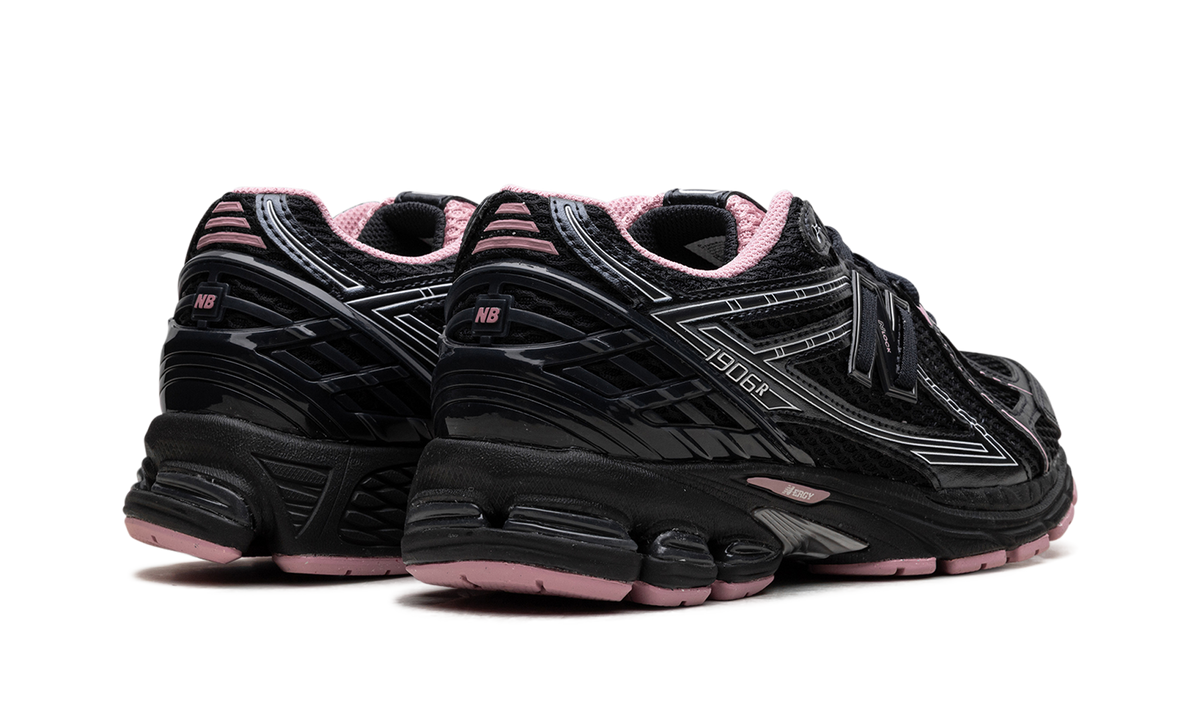 Overkicks - New Balance 1906R Pink Taffy (U1906RCU) - par completo