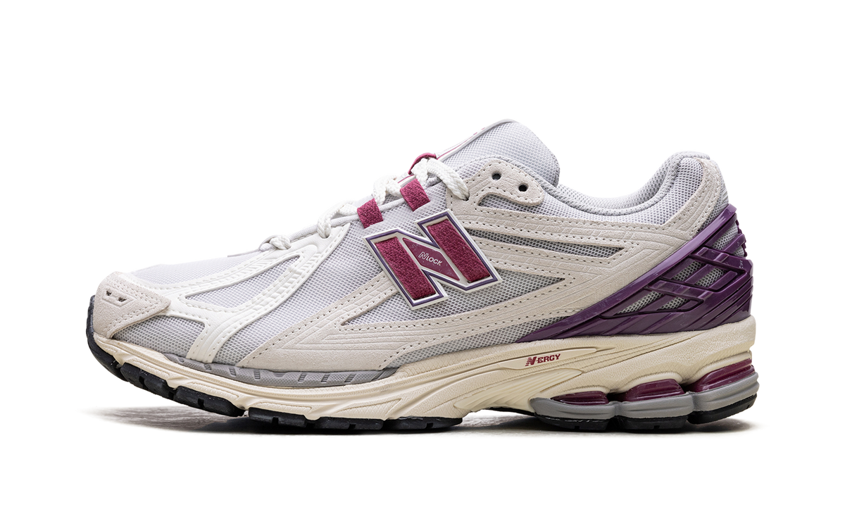 Overkicks - New Balance 1906R Sea Salt Radiant Purple (M1906REF) - vista lateral