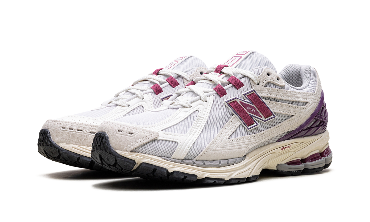 Overkicks - New Balance 1906R Sea Salt Radiant Purple (M1906REF) - vista trasera