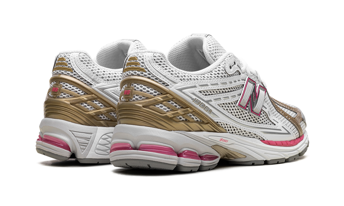 Overkicks - New Balance 1906R Silver Dragon Berry Gold (U1906RCH) - par completo