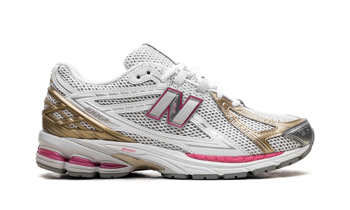 Overkicks - New Balance 1906R Silver Dragon Berry Gold (U1906RCH) - detalle talón