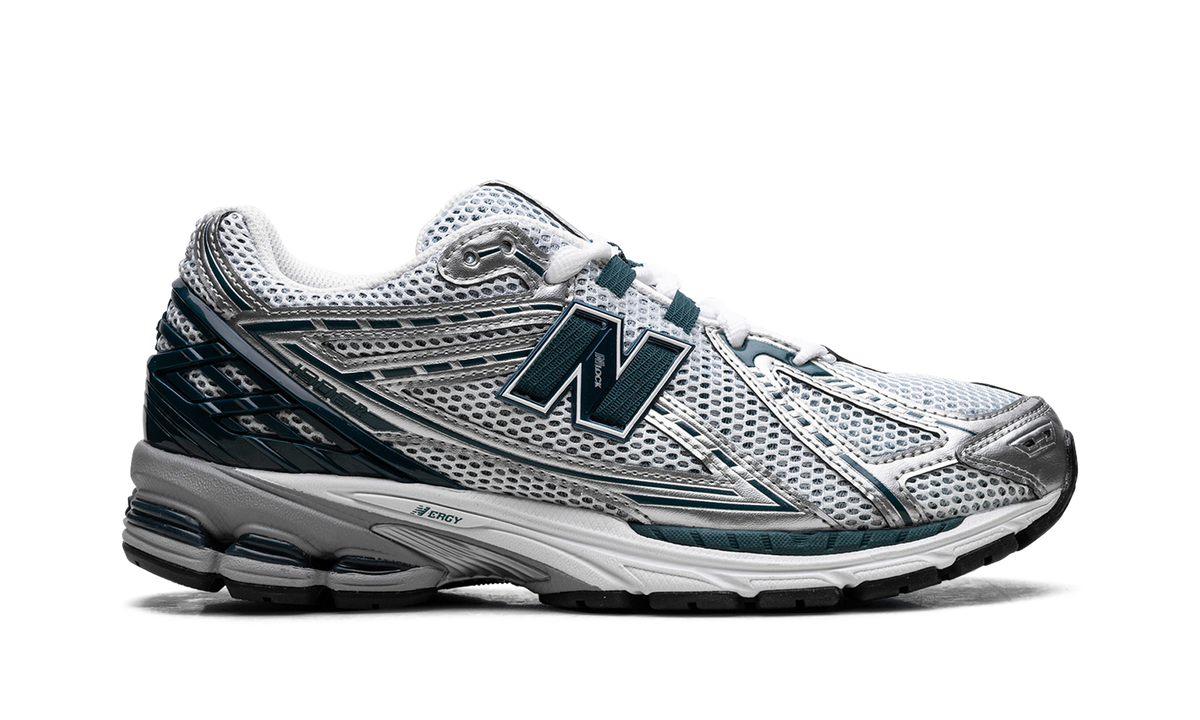 Overkicks - New Balance 1906R Silver Metallic Deep Ocean (U1906RCE) - detalle talón