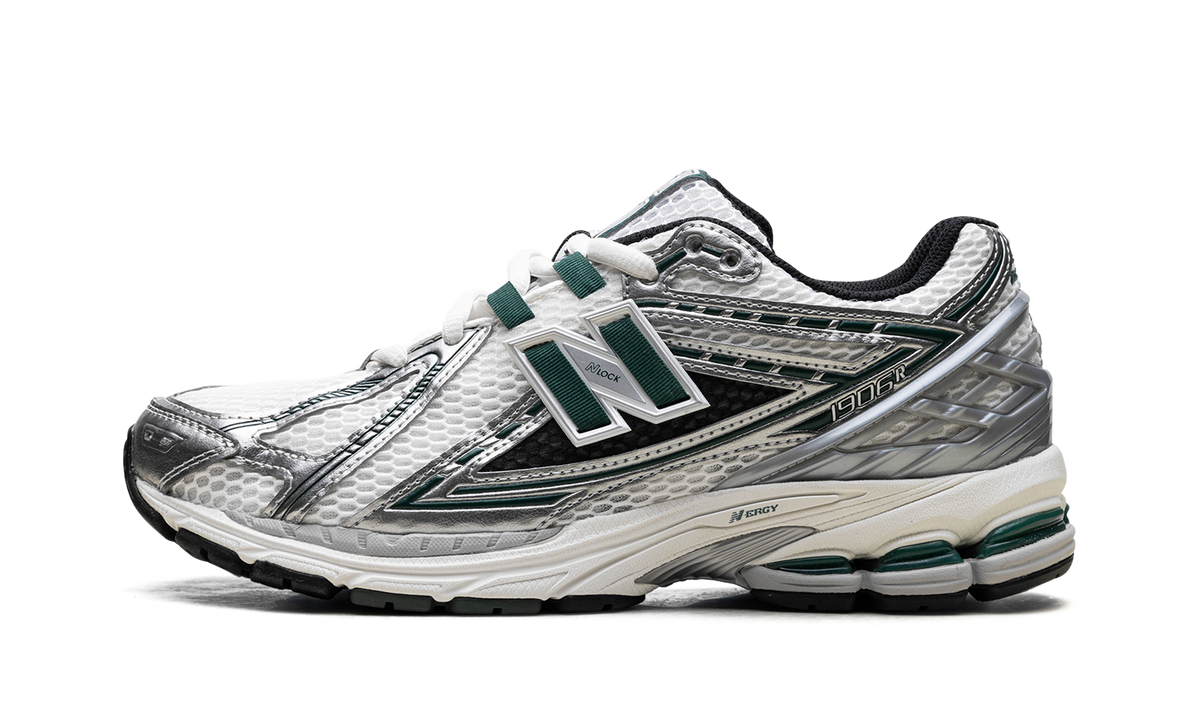 Overkicks - New Balance 1906R Silver Metallic Nightwatch Green (M1906REU) - vista lateral