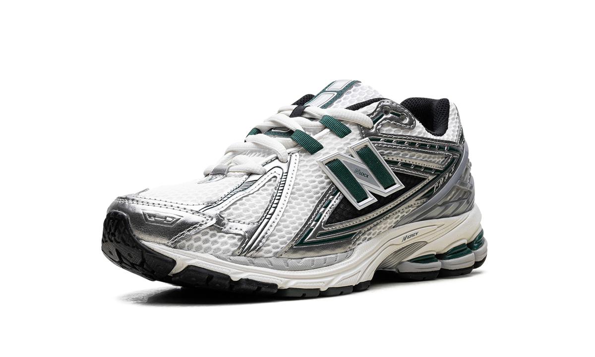 Overkicks - New Balance 1906R Silver Metallic Nightwatch Green (M1906REU) - detalle suela