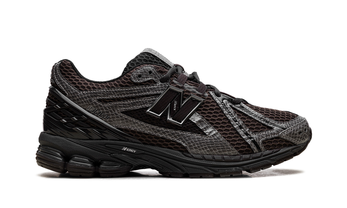 Overkicks - New Balance 1906R Snakeskin Thunder Brown (U19062NQ) - detalle talón
