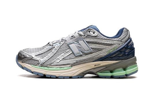 Overkicks - New Balance 1906R Still Water Lab Green (U1906RCR) - vista lateral