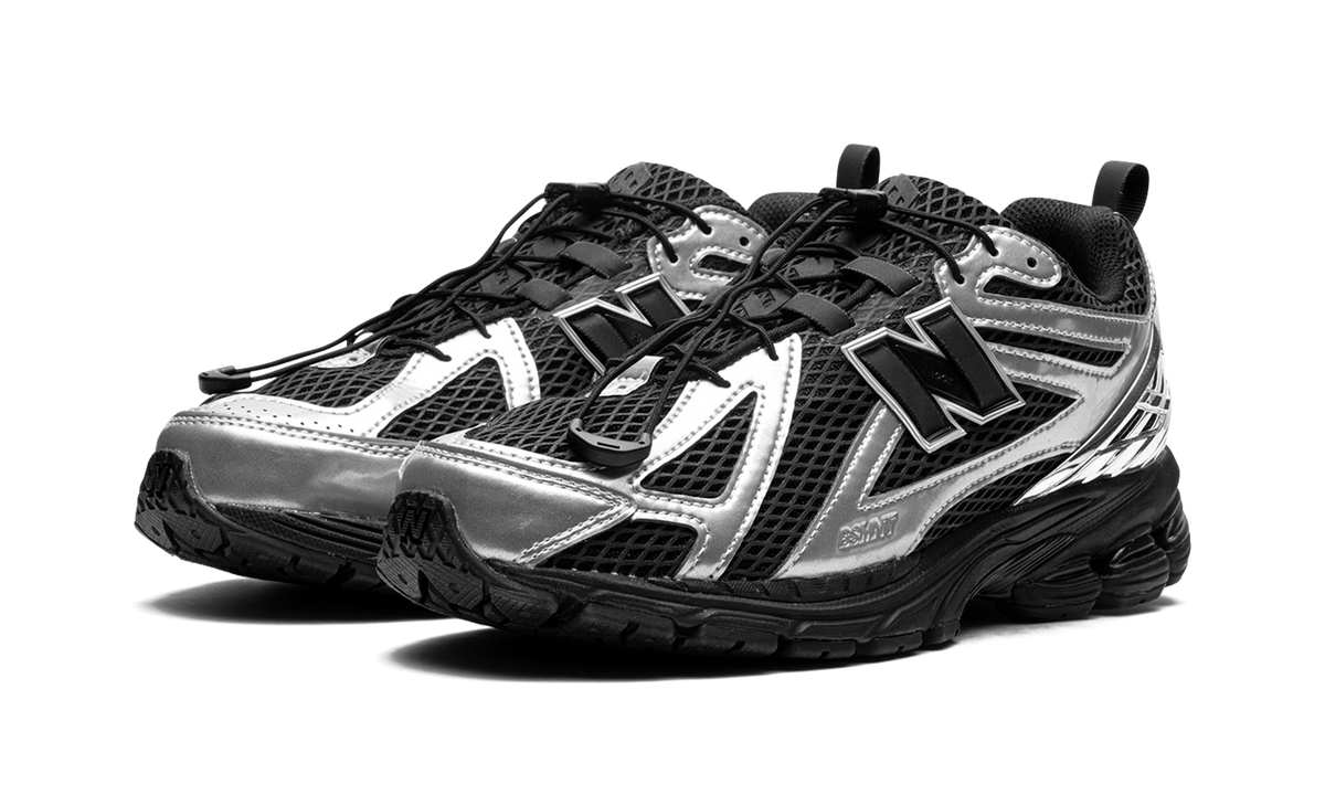 Overkicks - New Balance 1906R The Basement Night Chrome (M1906RBS) - vista trasera