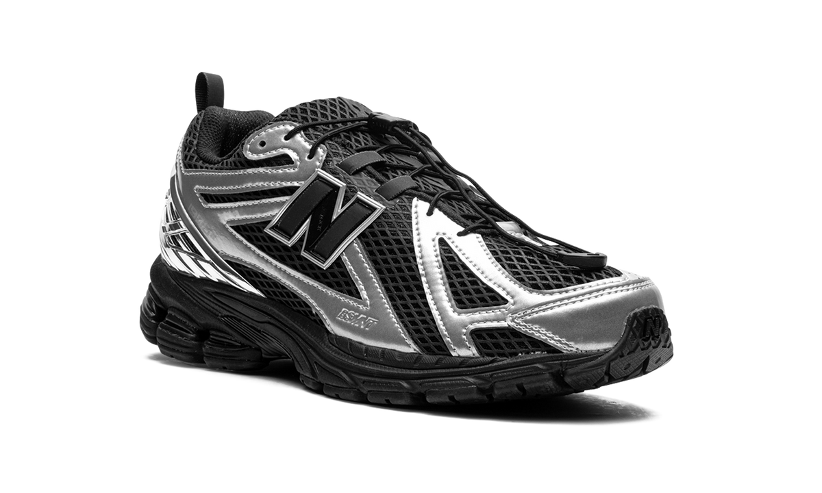 Overkicks - New Balance 1906R The Basement Night Chrome (M1906RBS) - detalle lateral interior