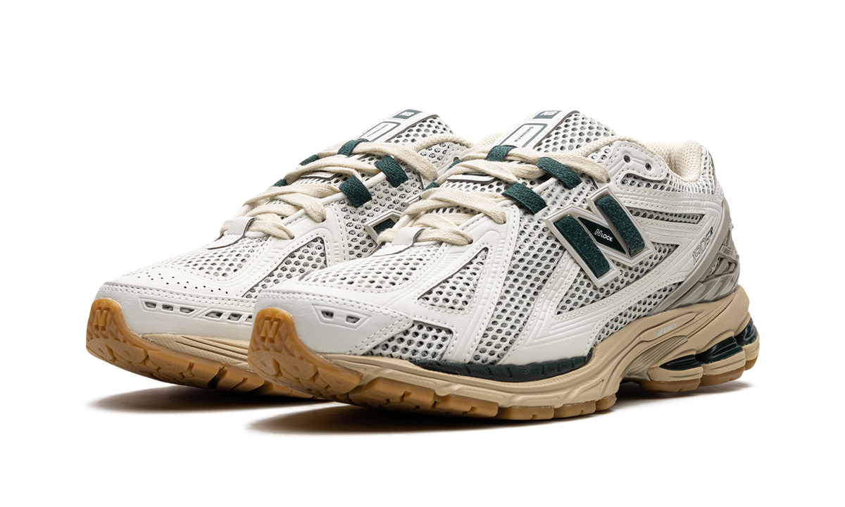 Overkicks - New Balance 1906R White Green Cream (M1906RQ) - vista trasera