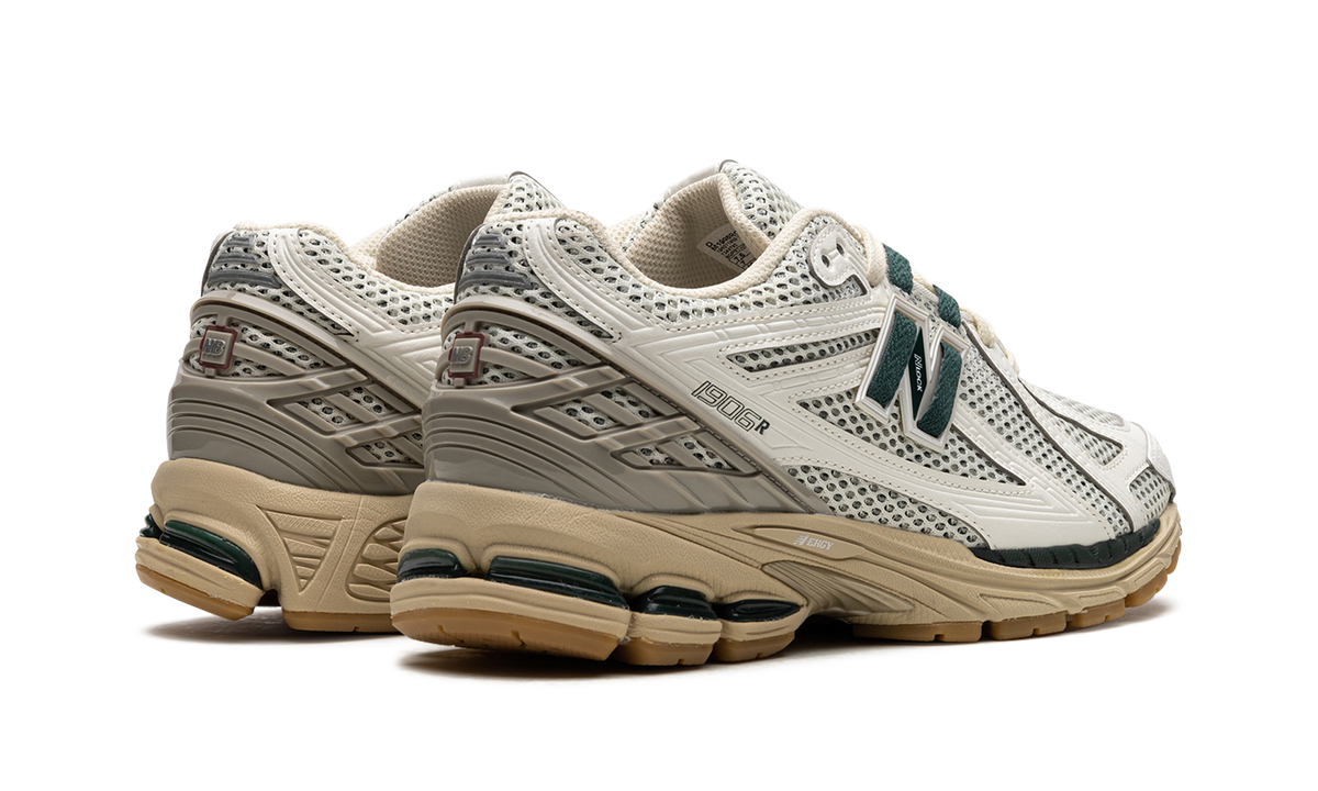 Overkicks - New Balance 1906R White Green Cream (M1906RQ) - par completo