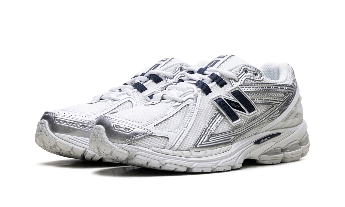 Overkicks - New Balance 1906R White Navy Silver Metallic (U1906RCM) - vista trasera