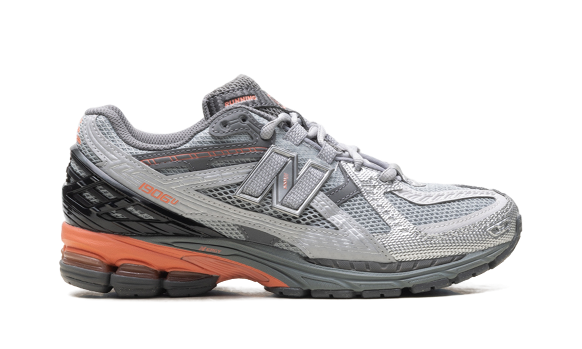 Overkicks - New Balance 1906U BSTN 10th Anniversary Exclusive (U1906NF) - detalle talón