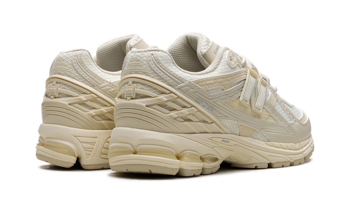 Overkicks - New Balance 1906U Butter Yellow (M1906NK) - par completo
