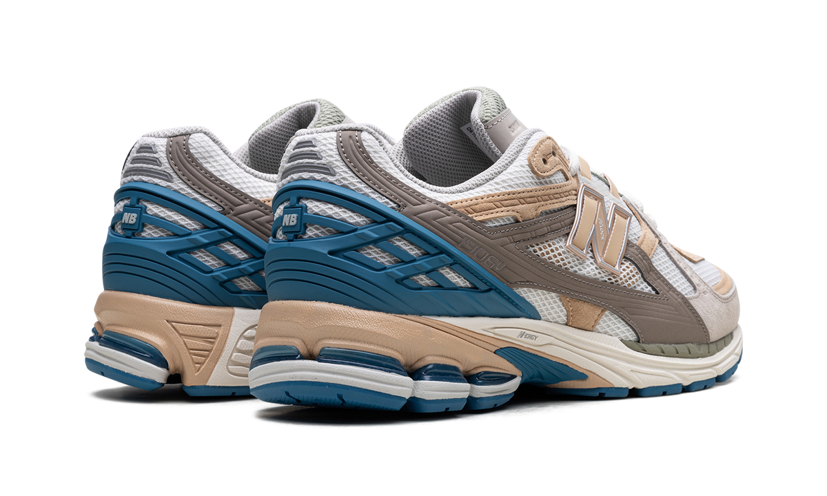 Overkicks - New Balance 1906U Concepts Hours and Days (M1906NCS) - par completo