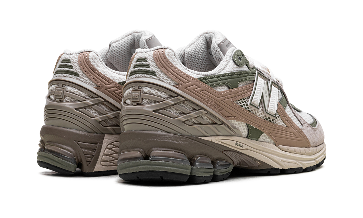Overkicks - New Balance 1906U Linen Dark Olivine (M1906NE) - par completo