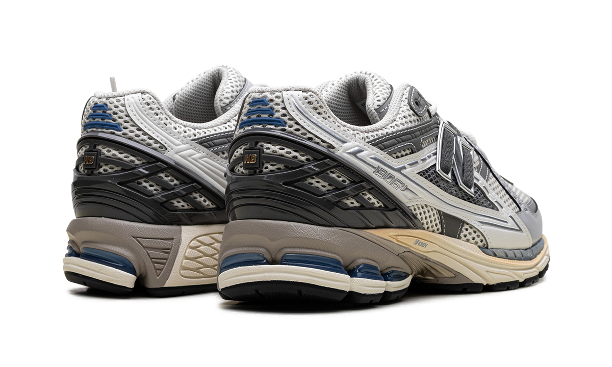 Overkicks - New Balance 1906U Raincloud Magnet (U1906NA) - par completo
