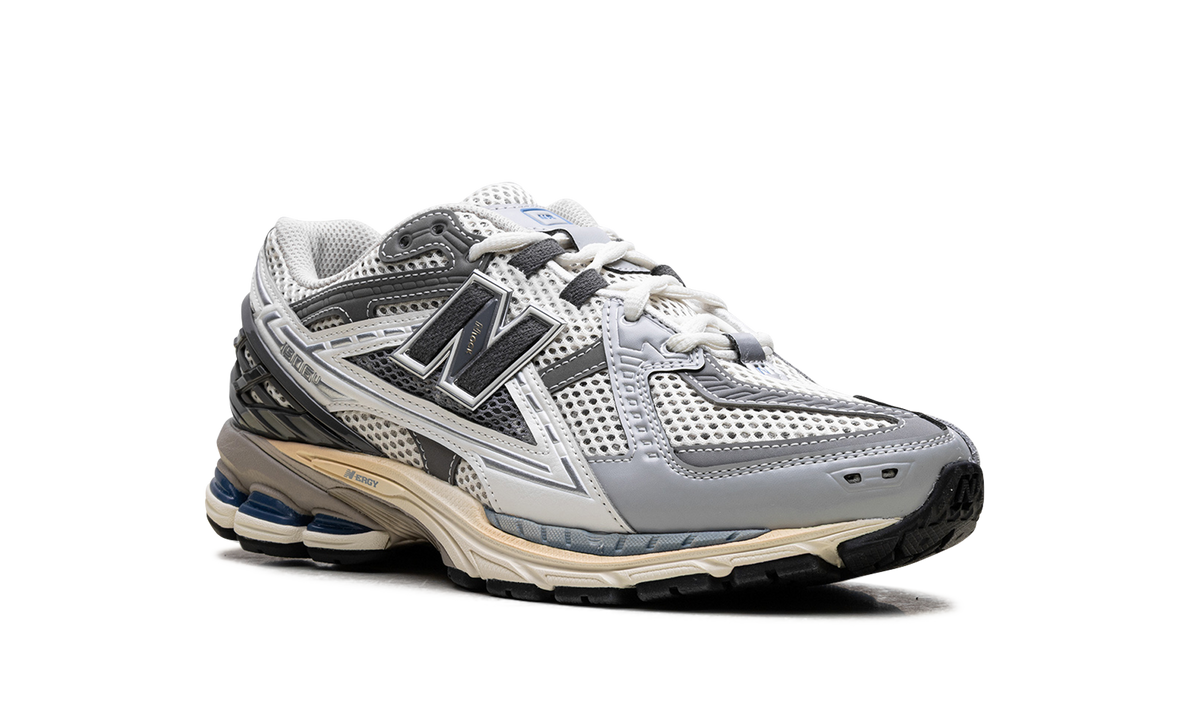 Overkicks - New Balance 1906U Raincloud Magnet (U1906NA) - detalle lateral interior