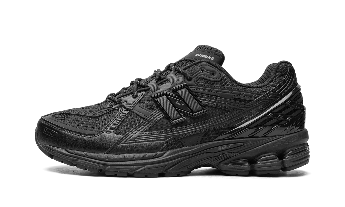 Overkicks - New Balance 1906U Triple Black (M1906NJ) - vista lateral