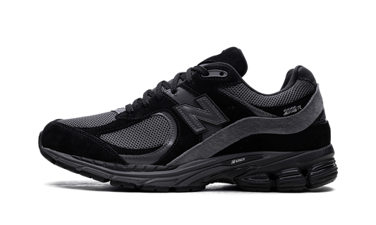 Overkicks - New Balance 2002R Black Dark Grey (M2002RBL) - vista lateral