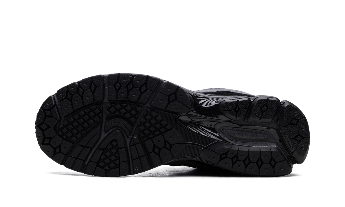 Overkicks - New Balance 2002R Black Dark Grey (M2002RBL) - vista superior
