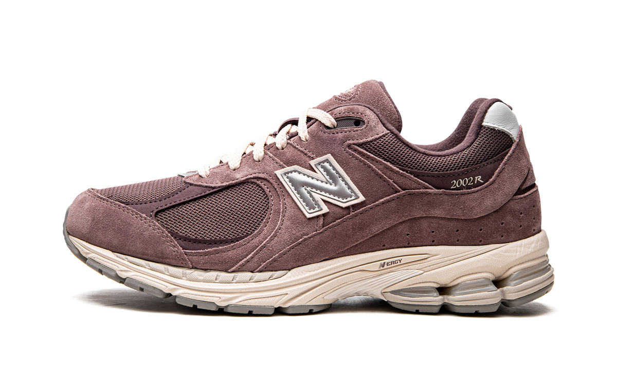Overkicks - New Balance 2002R Black Fig (M2002RHD) - detalle